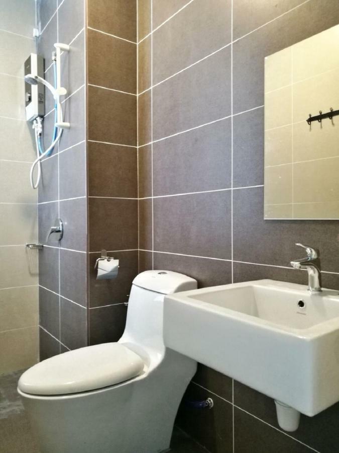 Hostahome Suites At Sky Habitat Opposite R&f Mall *